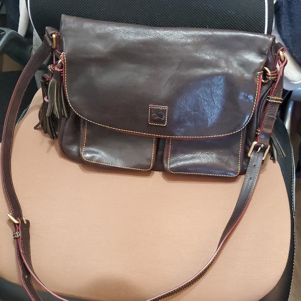 Dooney & Bourke Florentine Tomoro Brown Zip Flap Foldover Saddle Messenger Bag